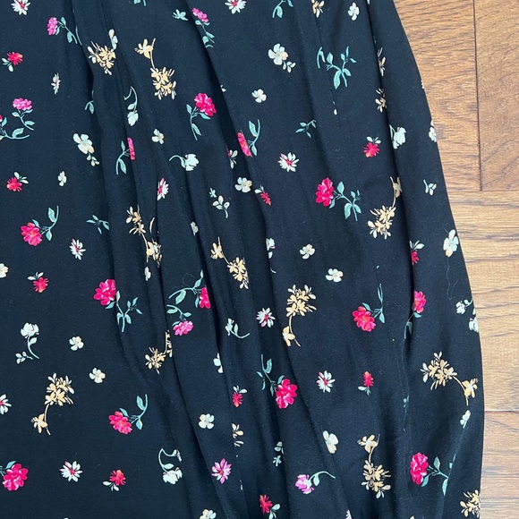 Old Navy Black Floral Dress - Picture 2 of 4